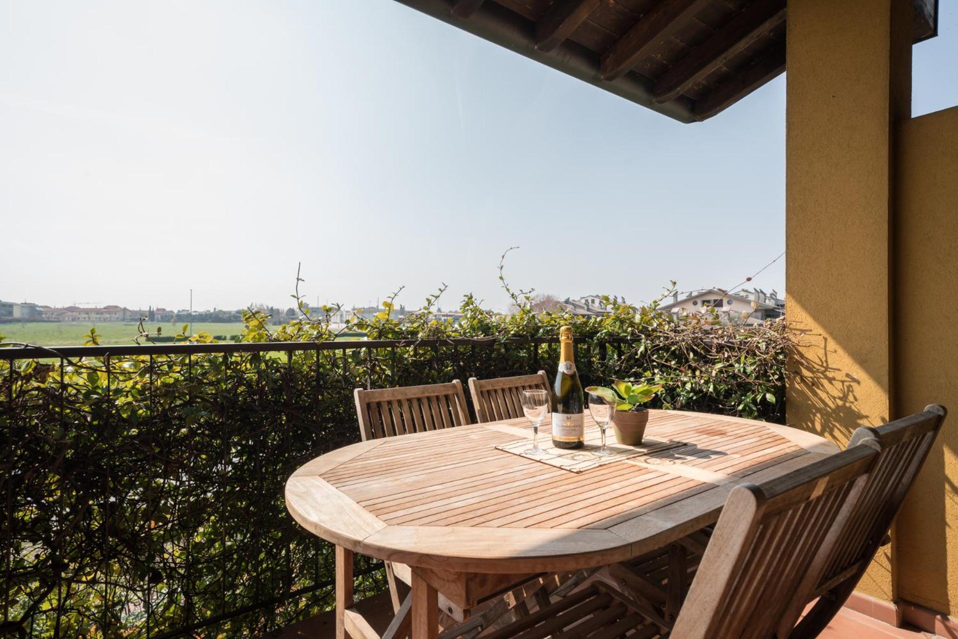 Gardappartamenti - Cascinale With Terrace Desenzano del Garda Ngoại thất bức ảnh