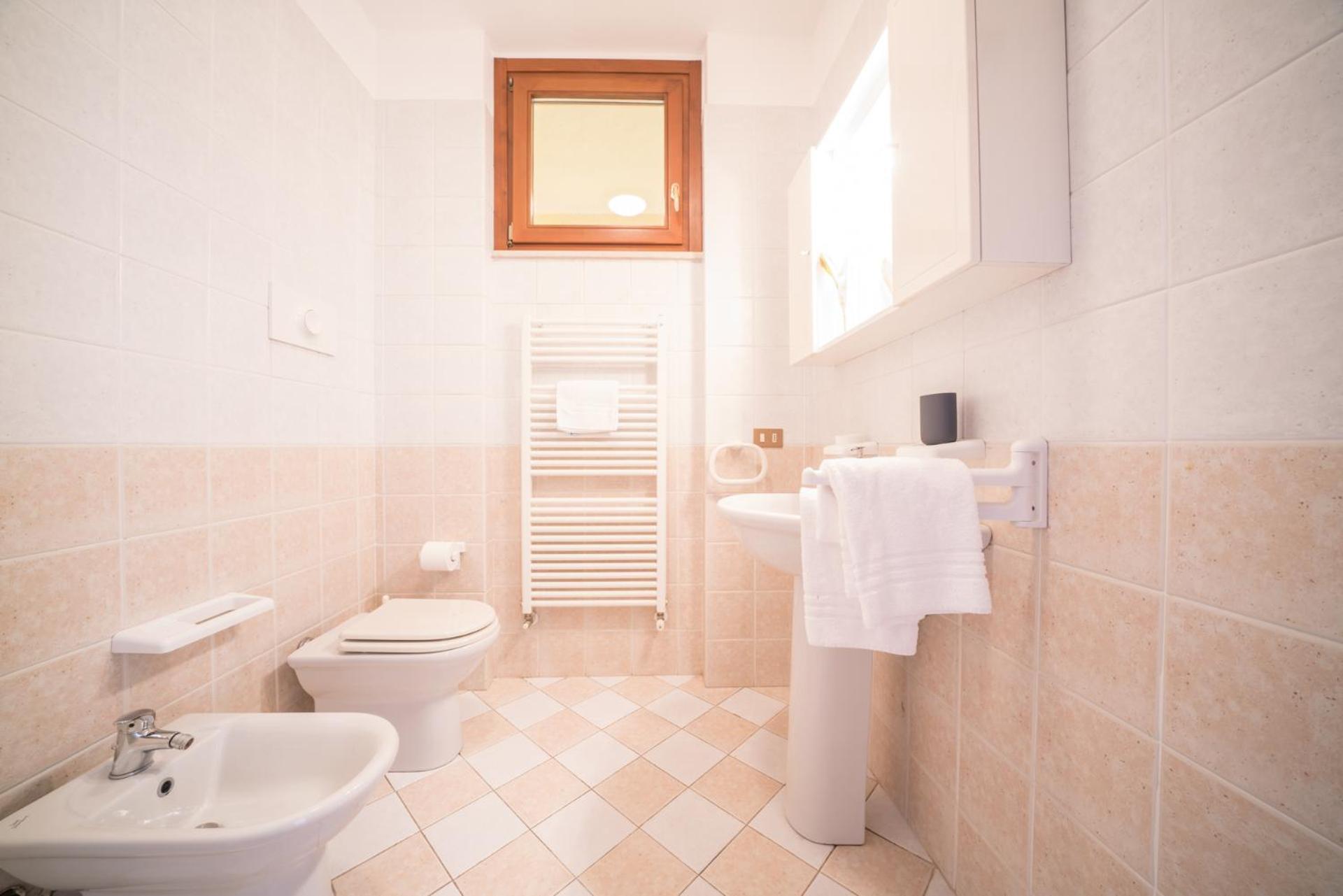 Gardappartamenti - Cascinale With Terrace Desenzano del Garda Ngoại thất bức ảnh